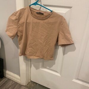 Woman’s light brown crop top size medium from Zara.